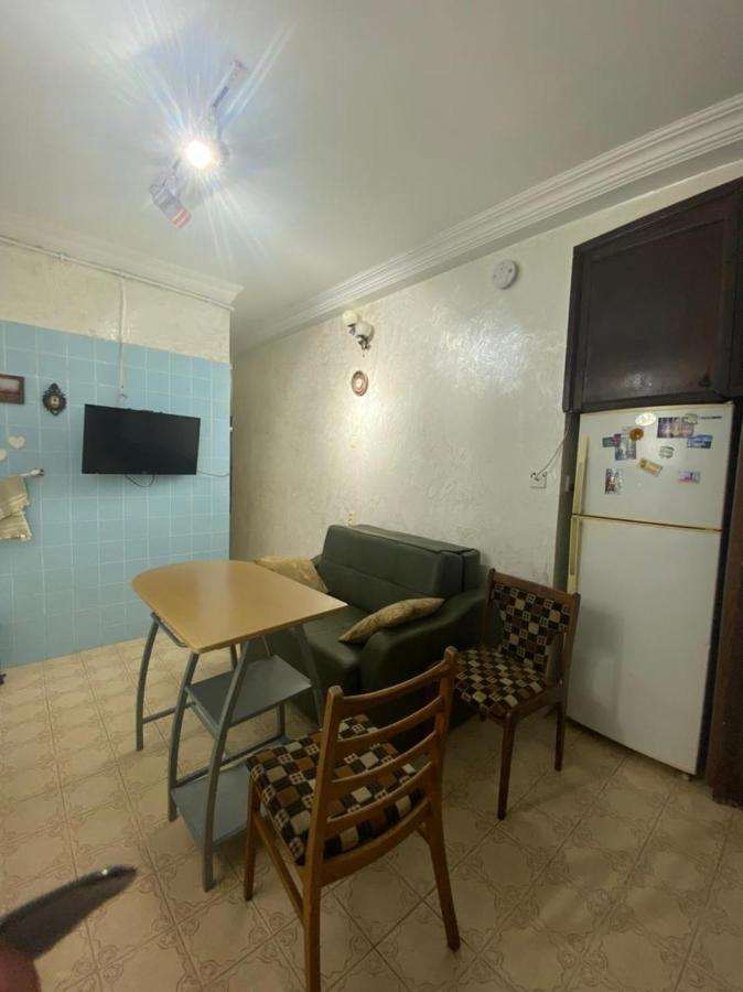 Apartment Ge Zvezda Batumi Exterior foto